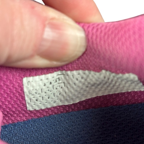 Vionic Miles Orthotic Blue and Pink Women's Walking Sneakers Sz 8 - EUC - Picture 6 of 8